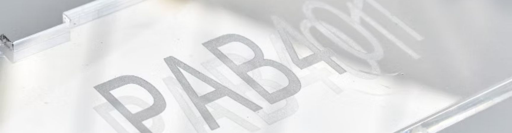 Trasforma il Plexiglass in Arte con l'Incisione Laser