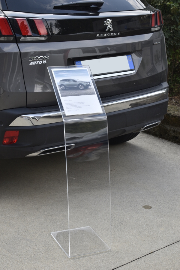 leggio in plexiglass trasparente