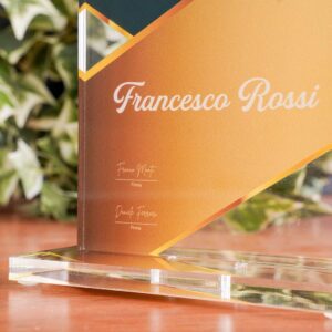 Anteprima trofeo da banco in plexiglass