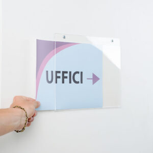 Anteprima tasca porta avvisi in plexiglass da parete